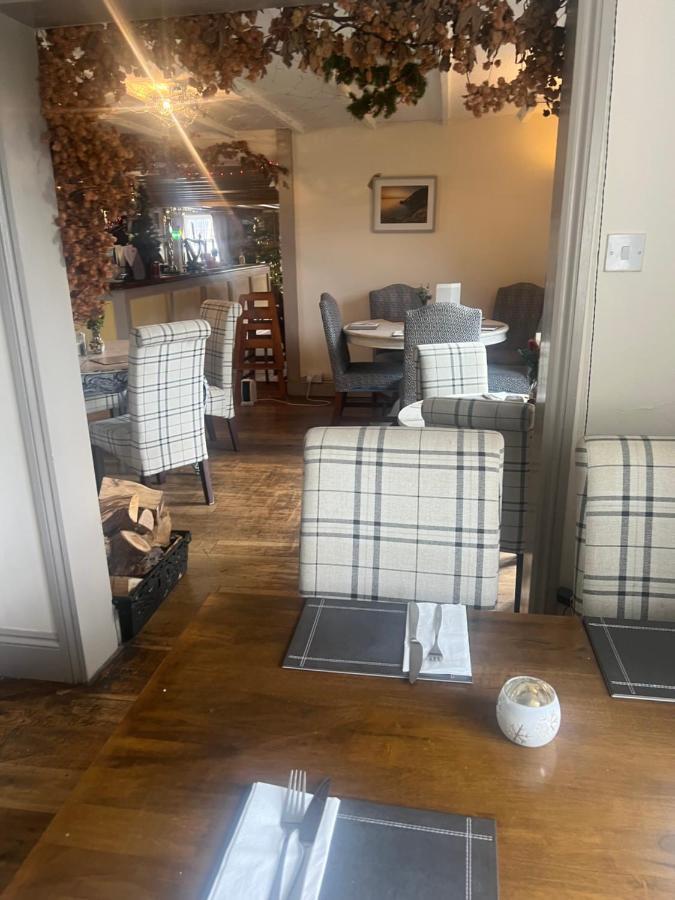 Coach And Horses Inn Hikkaduwa Dış mekan fotoğraf