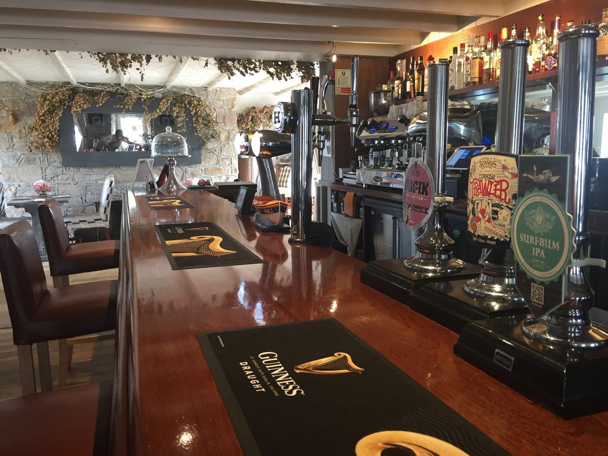 Coach And Horses Inn Hikkaduwa Dış mekan fotoğraf